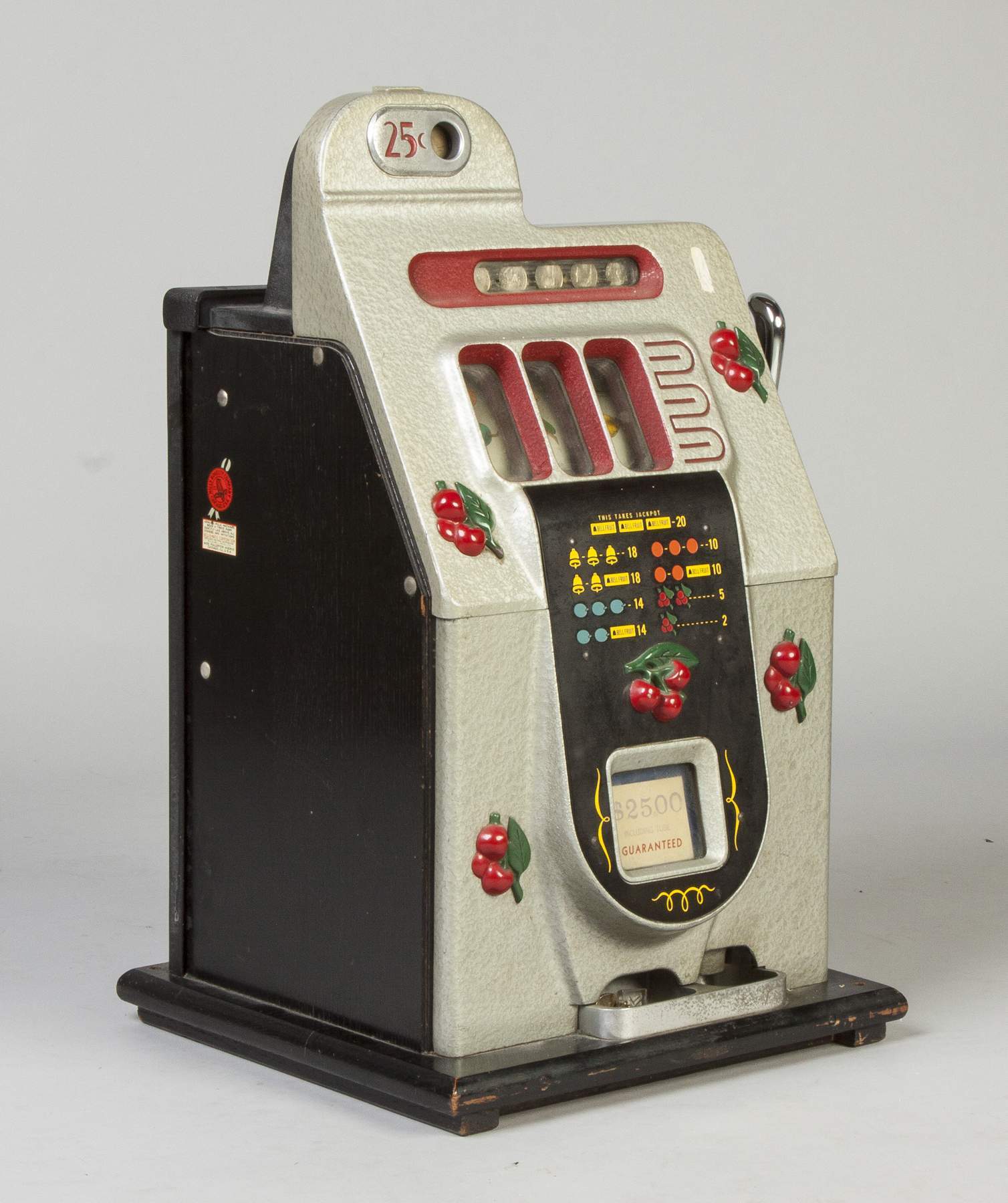 Mills 1946 25 Cent Slot Machine "Black Cherry" Cottone Auctions