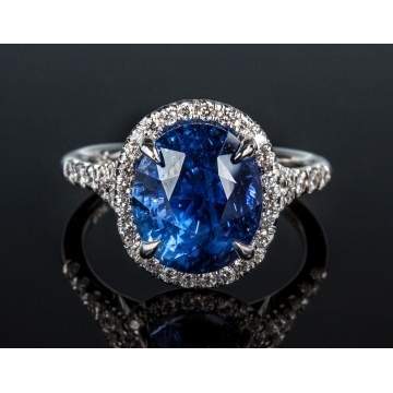 Sapphire & Diamond Ring in 18K Gold Setting