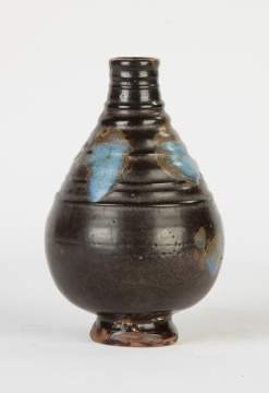 Chinese Huang-Tao Ceramic Vase