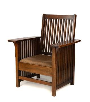 Arts and Crafts Oak Spindled Arm Chair