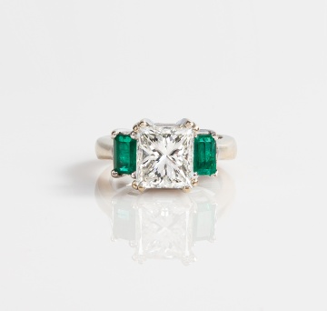 Lady's 3.81 ct Diamond & Emerald Ring