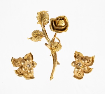 Ladies 18K Gold Brooch & Earrings