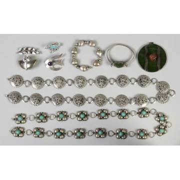 Group of Various Silver Southwest & Turquoise Jewelry 