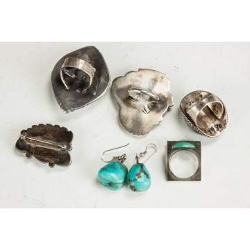 4 Navajo Turquoise & Silver Rings, 1 Pin & 2 Earrings