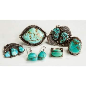 4 Navajo Turquoise & Silver Rings, 1 Pin & 2 Earrings
