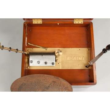 Regina Single Comb Music Box