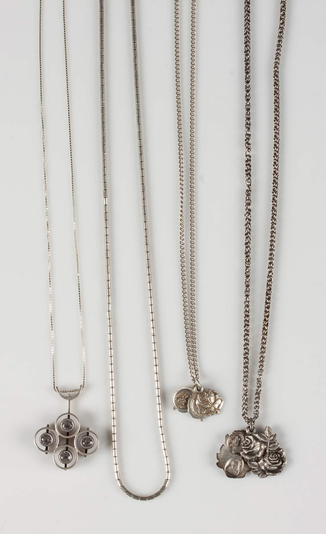 Four Vintage Sterling Silver Necklaces Cottone Auctions