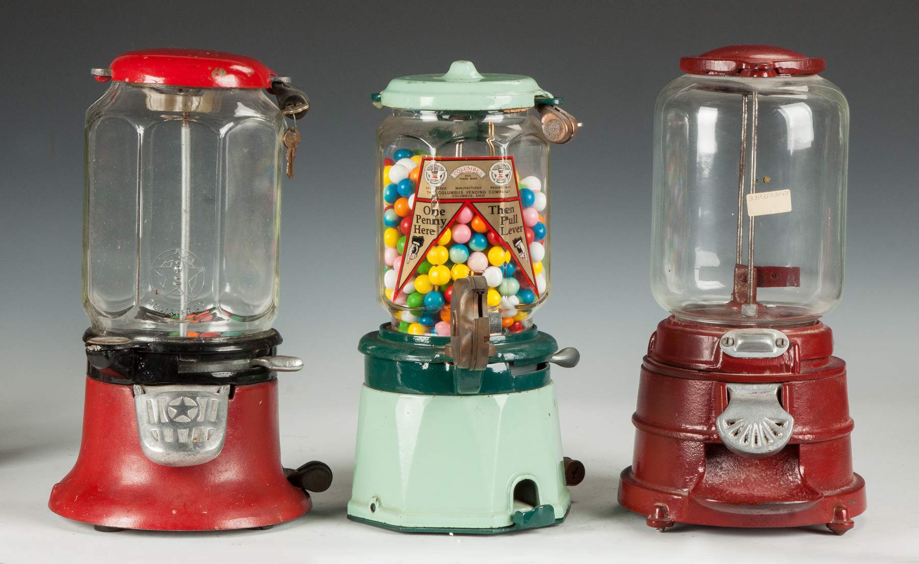 Three Vintage Gumball Machines Cottone Auctions