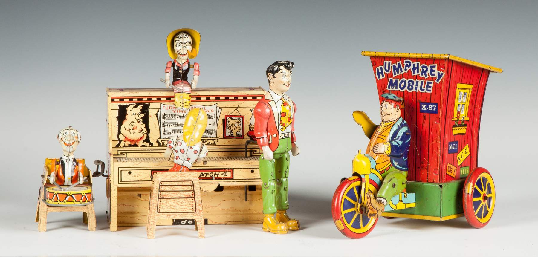 Vintage Tin Wind-Up Toys | Cottone Auctions