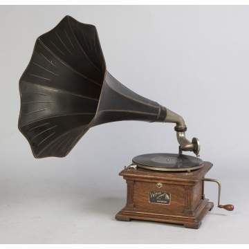 Victor Model II Phonograph