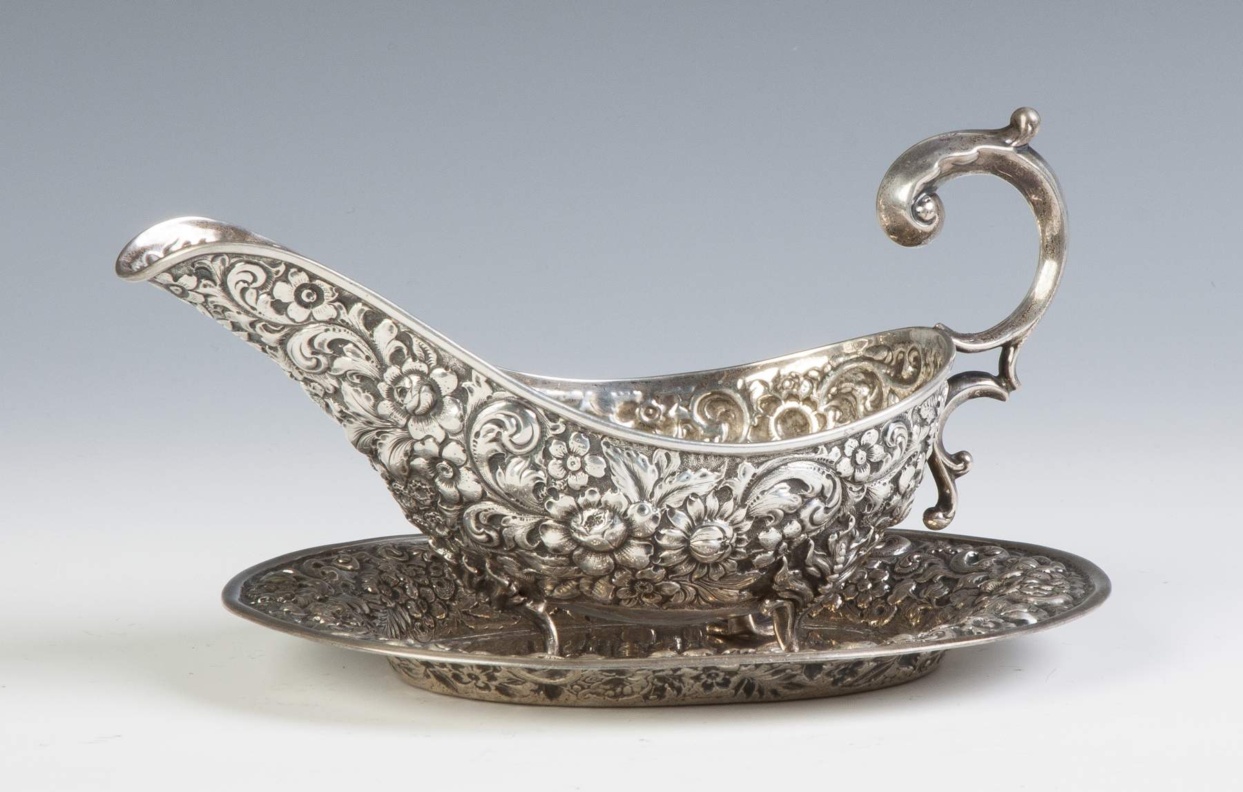 Hamilton & Diesinger Sterling Silver Gravy Boat & Under tray Cottone