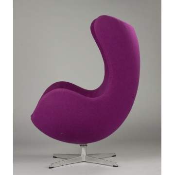 Arne Jacobsen Egg Chair, (Fritz Hansen, Denmark)