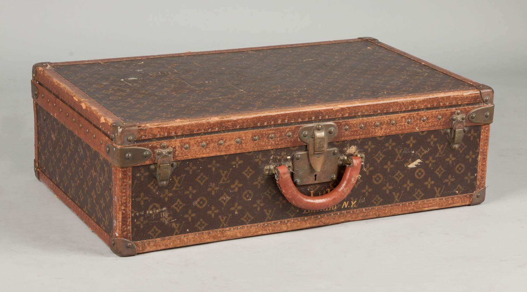 Vintage Louis Vuitton Suitcase Cottone Auctions