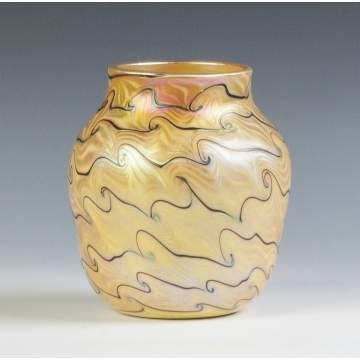 Durand Art Glass Vase King Tut Pattern