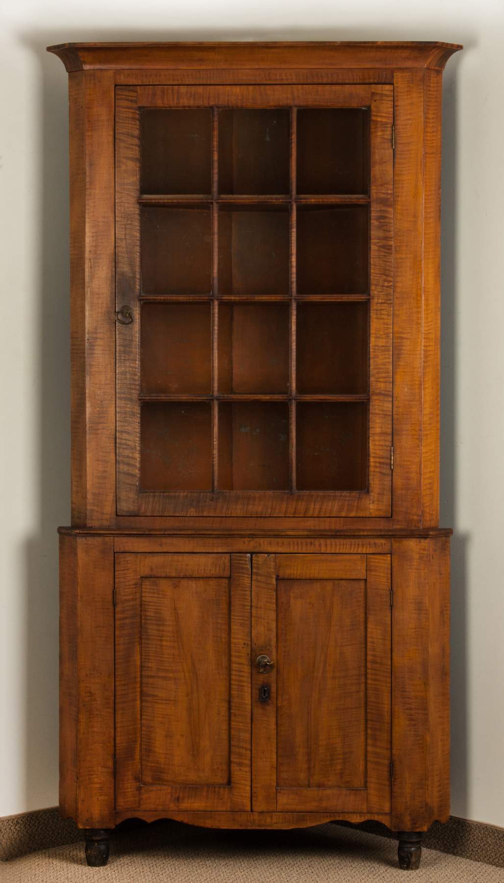 Pennsylvania TwoPiece Tiger Maple Corner Cupboard Cottone Auctions