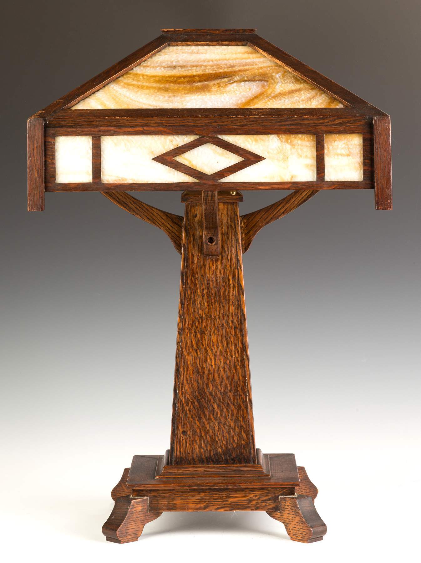 Arts and Crafts Quarter Sawn Oak Lamp with Slag Glass Panels Cottone