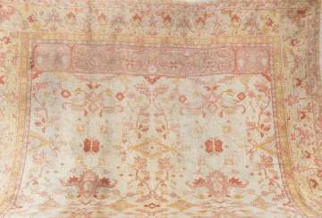 Oushak Oriental Carpet