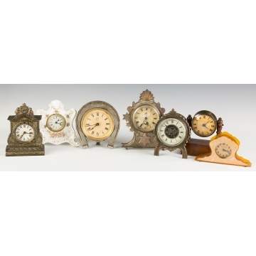 Various Vintage Shelf and Alarm Clocks