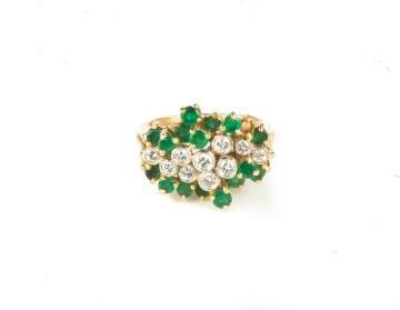 Vintage 18K Gold, Emerald and Diamond Ring