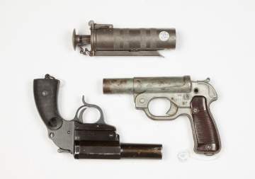 Two German Flare Guns and a US Flare Gun