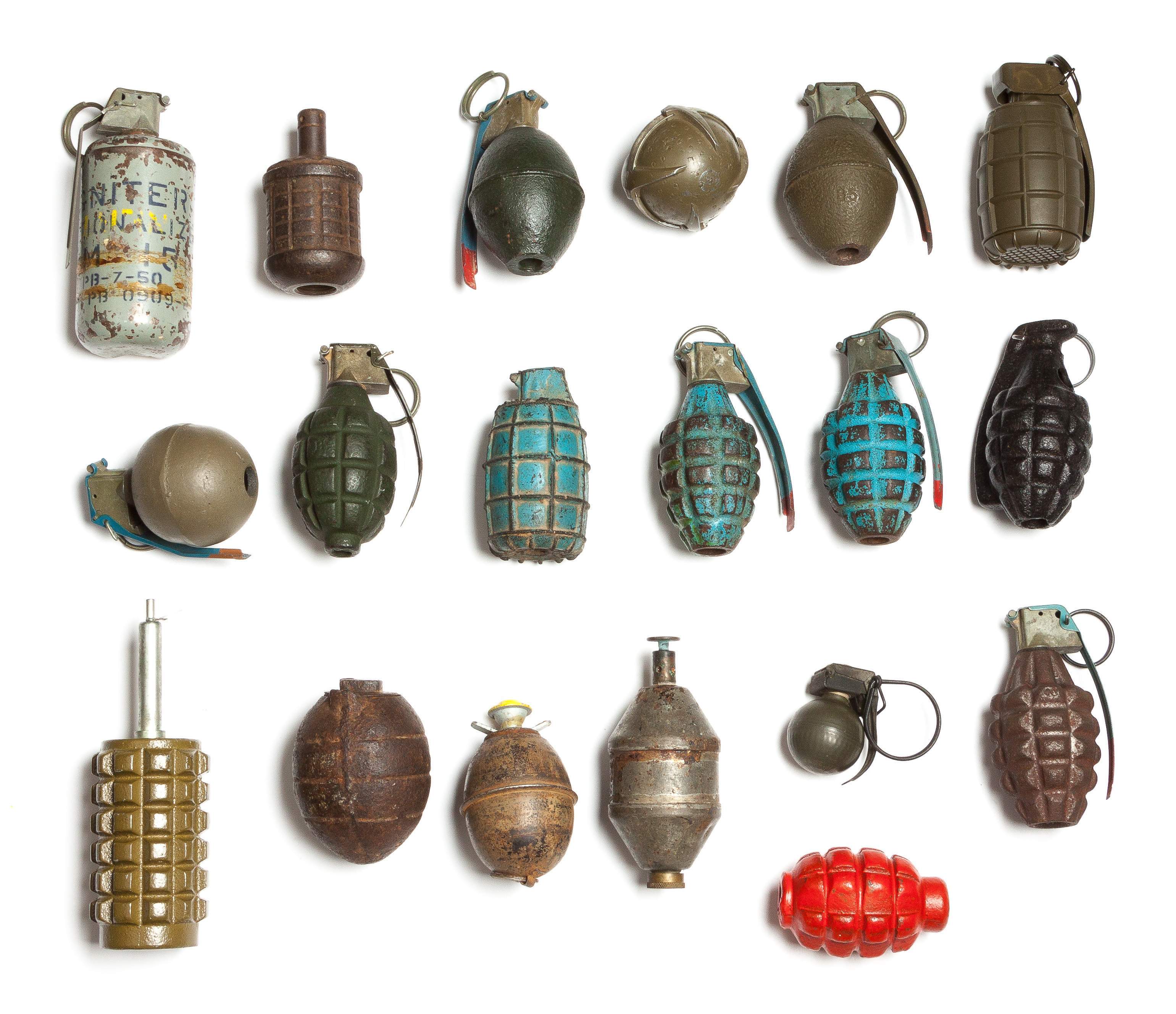 Miscellaneous Grenades from Various Countries Cottone Auctions