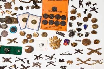 Various WWI-WWII Metals & Badges