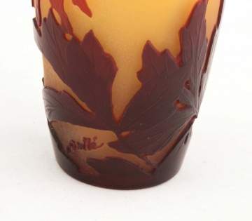 Galle Cameo Vase Bleeding Heart