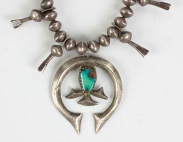 Ladies 800 Silver Navajo Squash Blossom Beaded Necklace