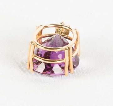 59 cts. Amethyst and 14K Gold Pendant