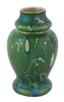 Steuben Aurene Decorated Vase