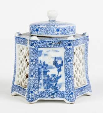 Japanese Pagoda Porcelain Inkwell