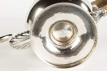 Fletcher & Gardiner (Thomas Fletcher [1787–1866] and Sidney Gardiner [1785–1827]), Philadelphia, Pennsylvania (active 1811–27) Silver Coffee Pot