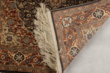 Silk Persian Oriental Rug