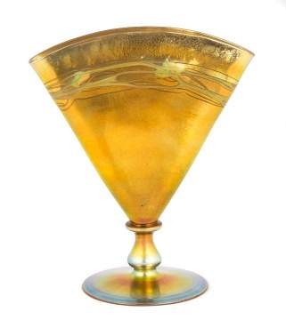 Steuben Gold Aurene Decorated Fan Vase