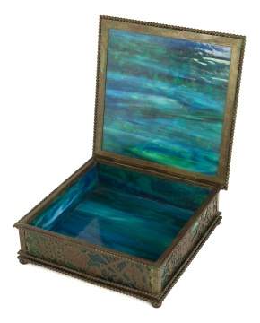 Tiffany Studios , New York, Grapevine Covered Box