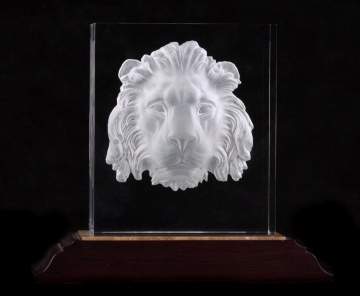 Steuben Regal Lion with Base