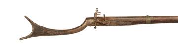 Early Middle Eastern Long Gun
