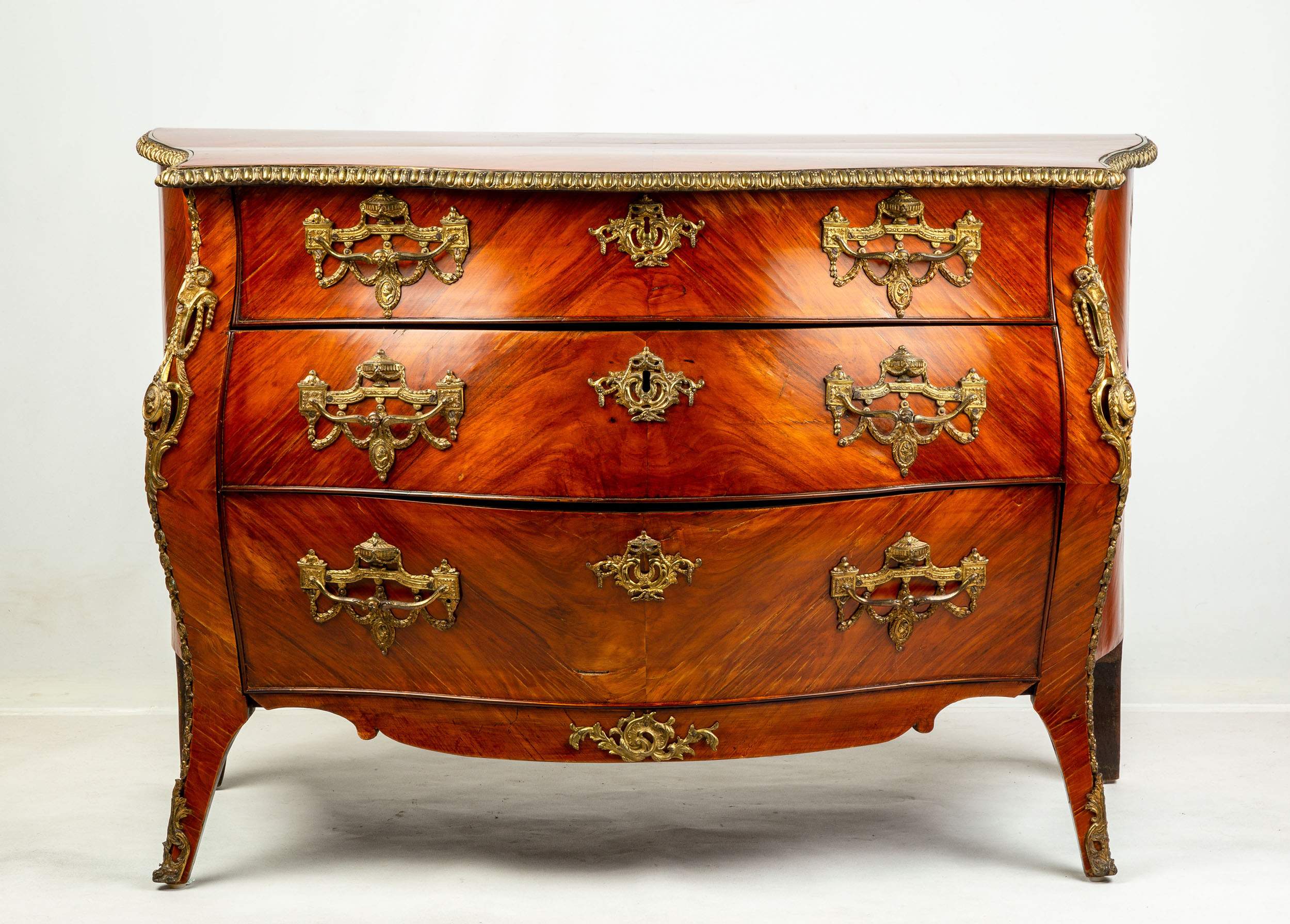Fine Bombay Chest Cottone Auctions