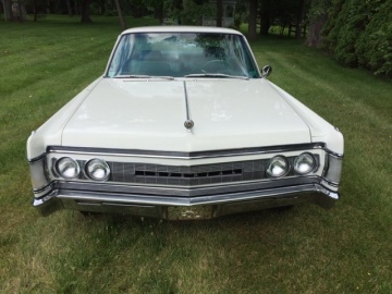 1967 Chrysler Imperial Crown