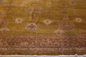 Sultanabad Oriental Rug