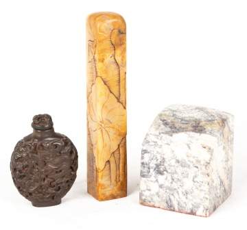 Carved Hardstone Chinese Seals and Snuff Bottle