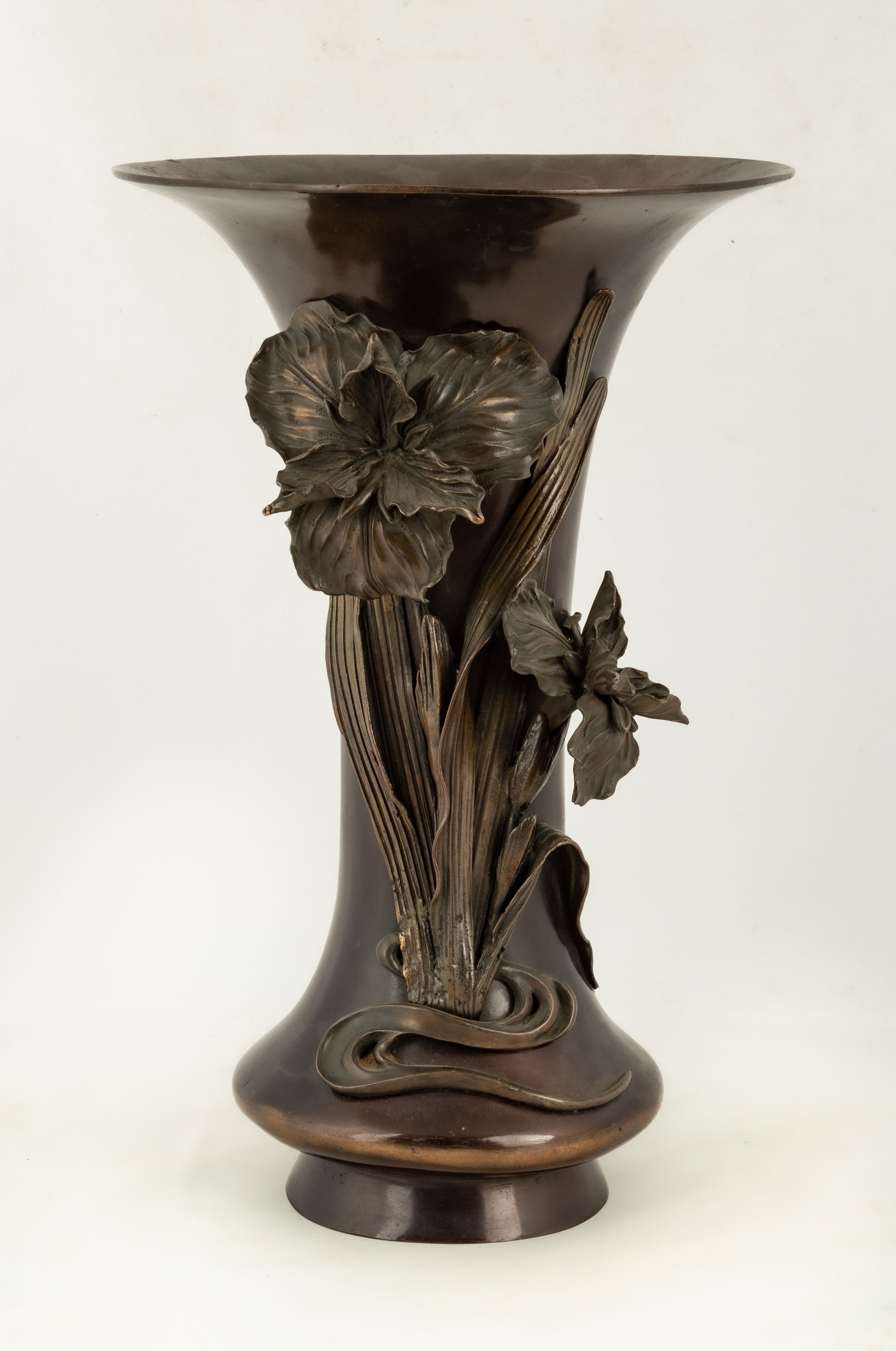 Asian Bronze Vase with Irises Cottone Auctions