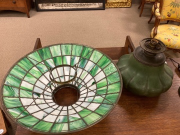 Arts & Crafts Leaded Glass Table Lamp