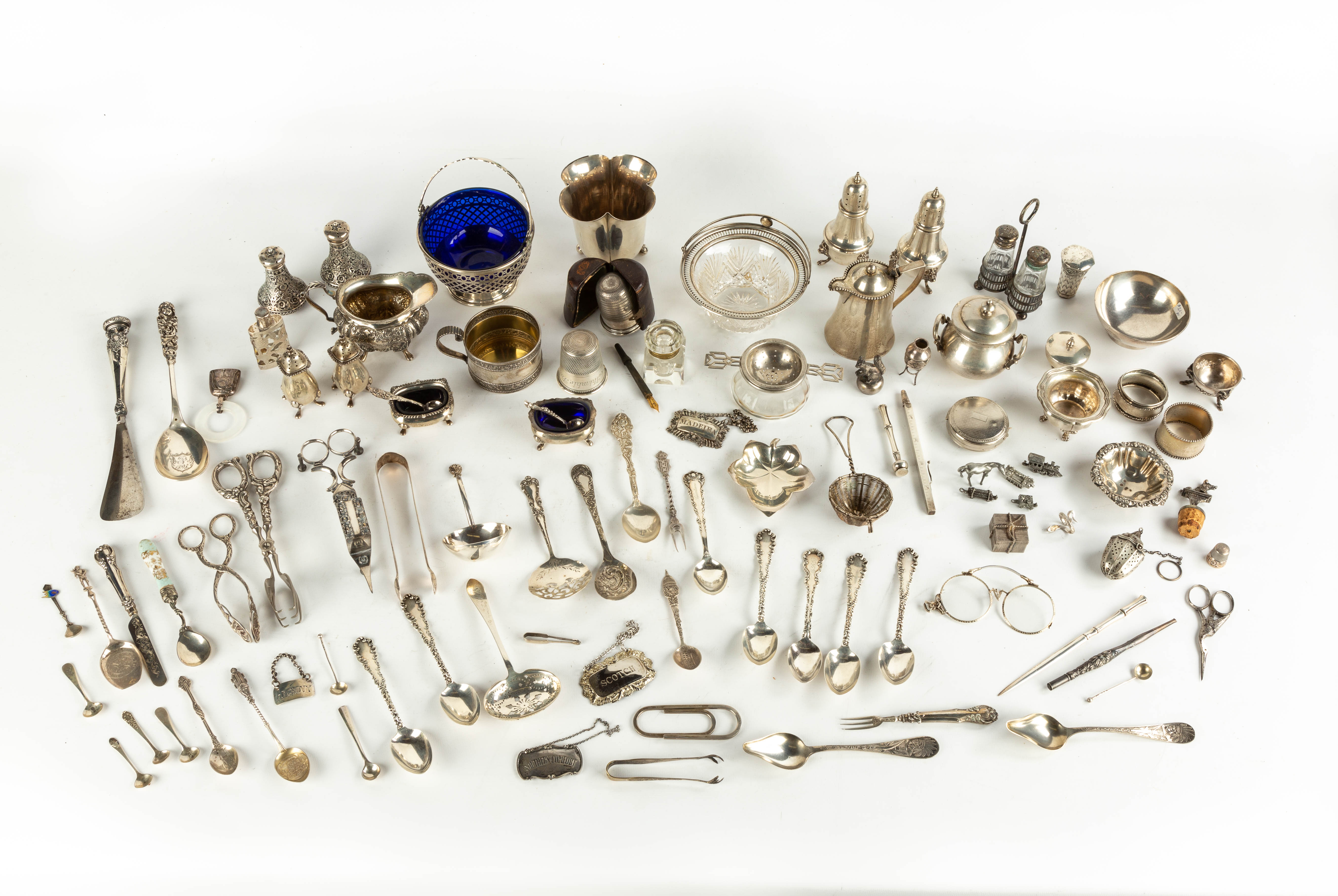 Silver Table Articles & Accessories