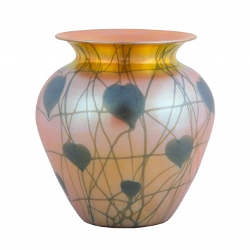 Durand Leaf and Vine Art Glass Vase