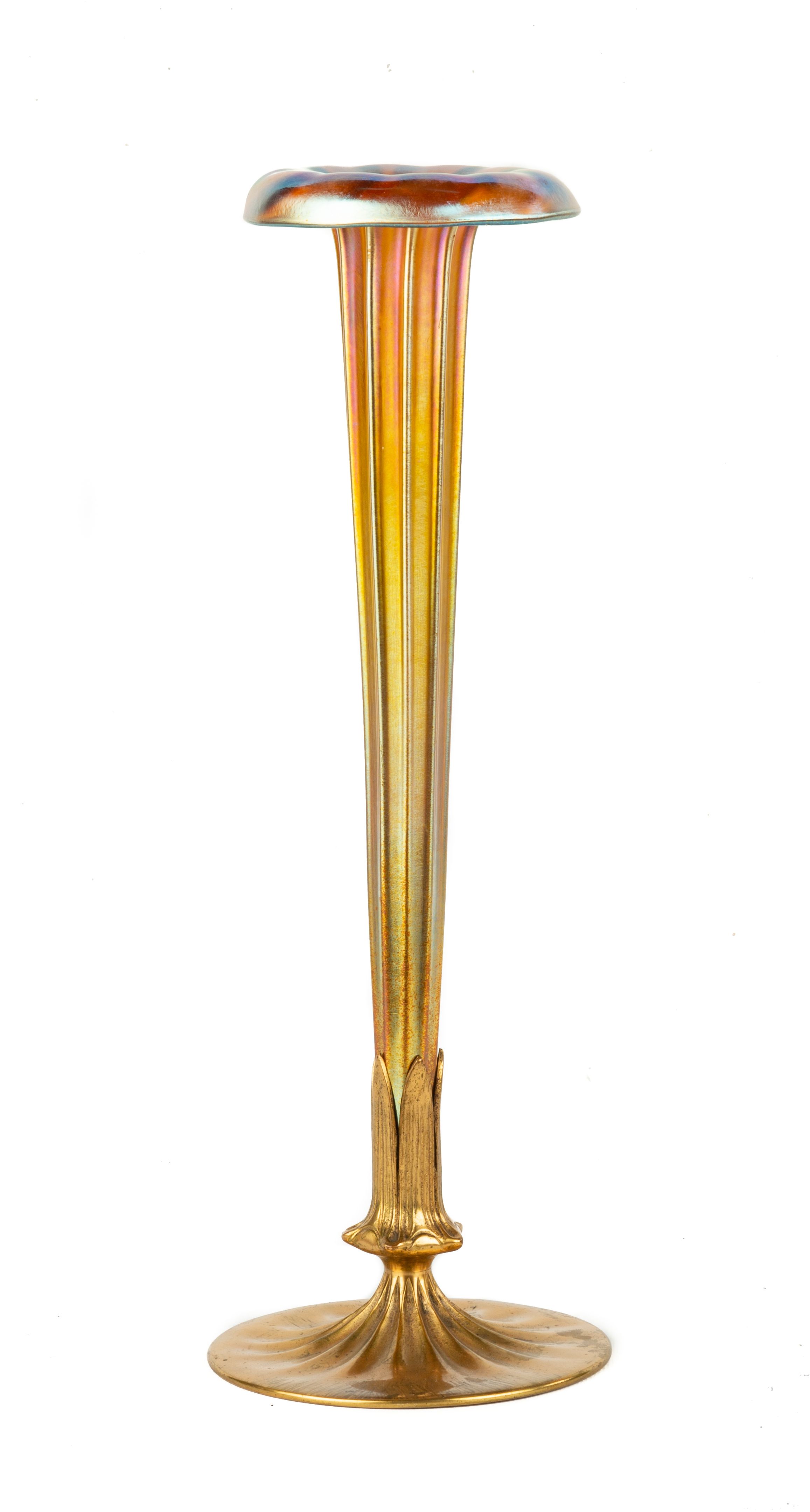 Tiffany Studios, New York Bud Vase on Bronze Base Cottone Auctions