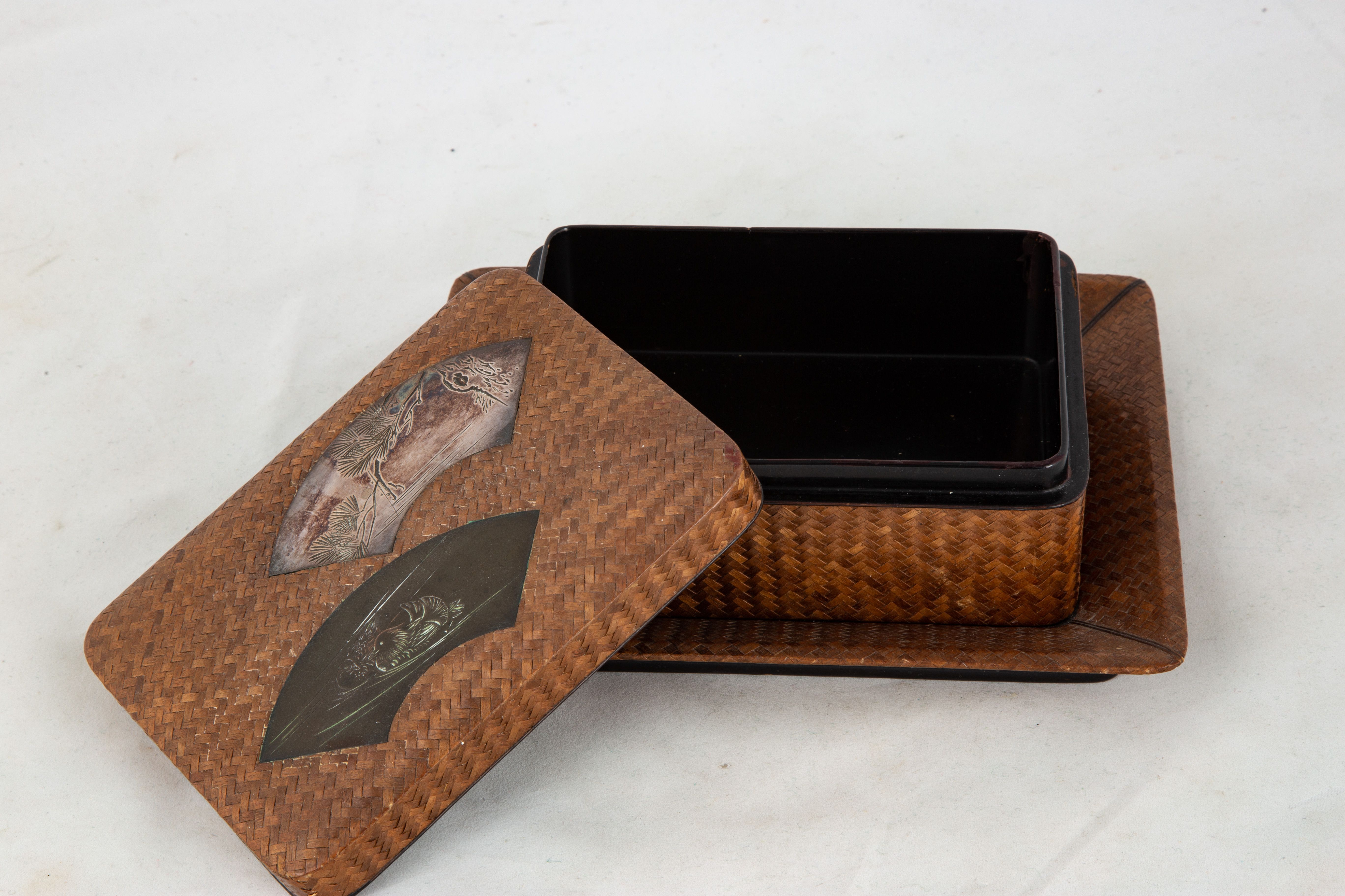 Japanese Lacquered & Basket Woven Covered Box Cottone Auctions