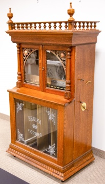 Regina Changer Upright Music Box