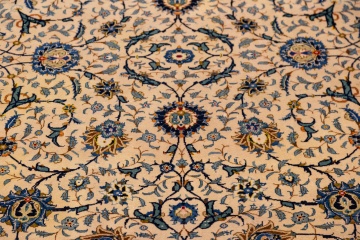 Kashan Oriental Rug