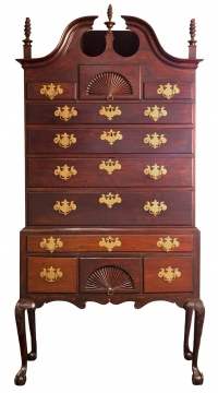 New England Queen Anne Mahogany Highboy